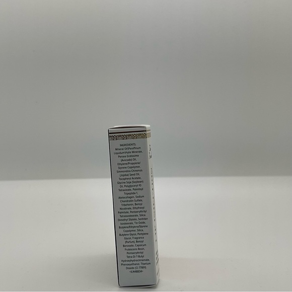 Too Faced - Lip Injection Extreme - Picture 3 of 12